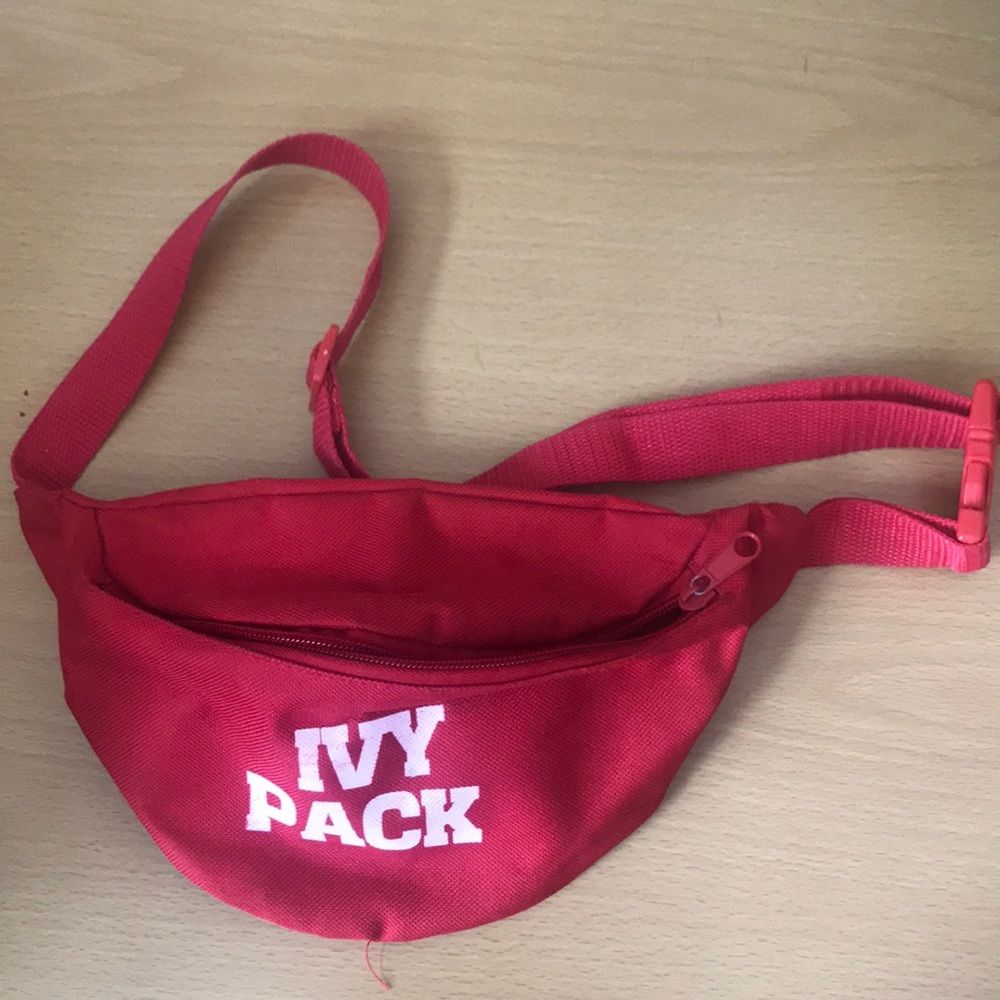 Alpha Phi “ivy pack” fanny pack